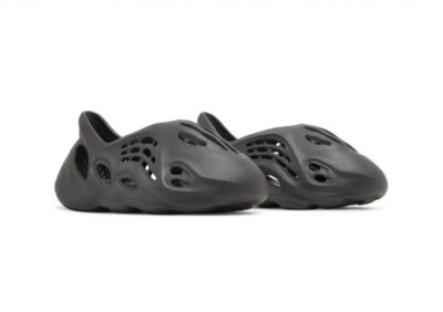 New Adidas Yeezy Foam Runner 'Onyx' Mens size 6-15 HP8739 Kanye west YZY black