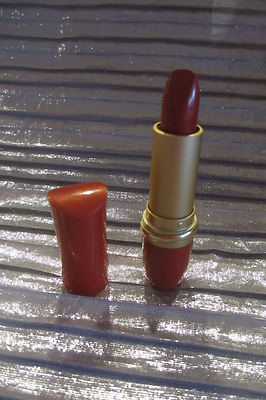 Bourjois lipstick 12 TOURACINE POUR HEROINES. beautiful RED  color-NEW!