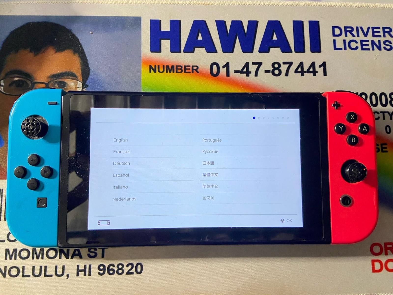 Nintendo Switch with Neon Blue and Neon Red Joy-Con (HAC-001-01)