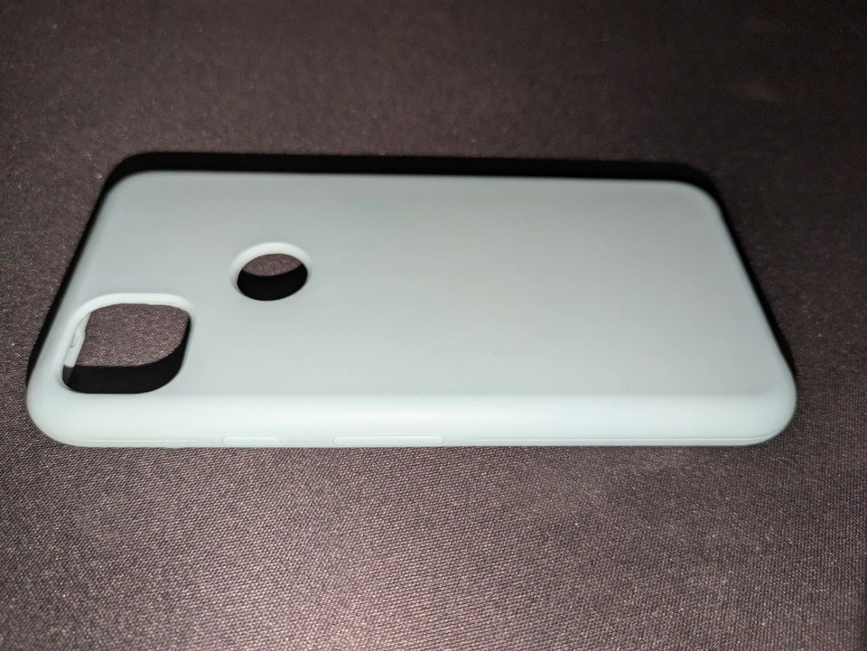 Funda Google Pixel 4a TPU Silicona con Acabado Suave - Como Nueva Mate Por kwmobile Foto 4 de 4
