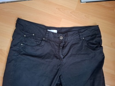 Edle Schwarze Damen Mädchen Capri Hose  gerade Form Promod Gr. 40