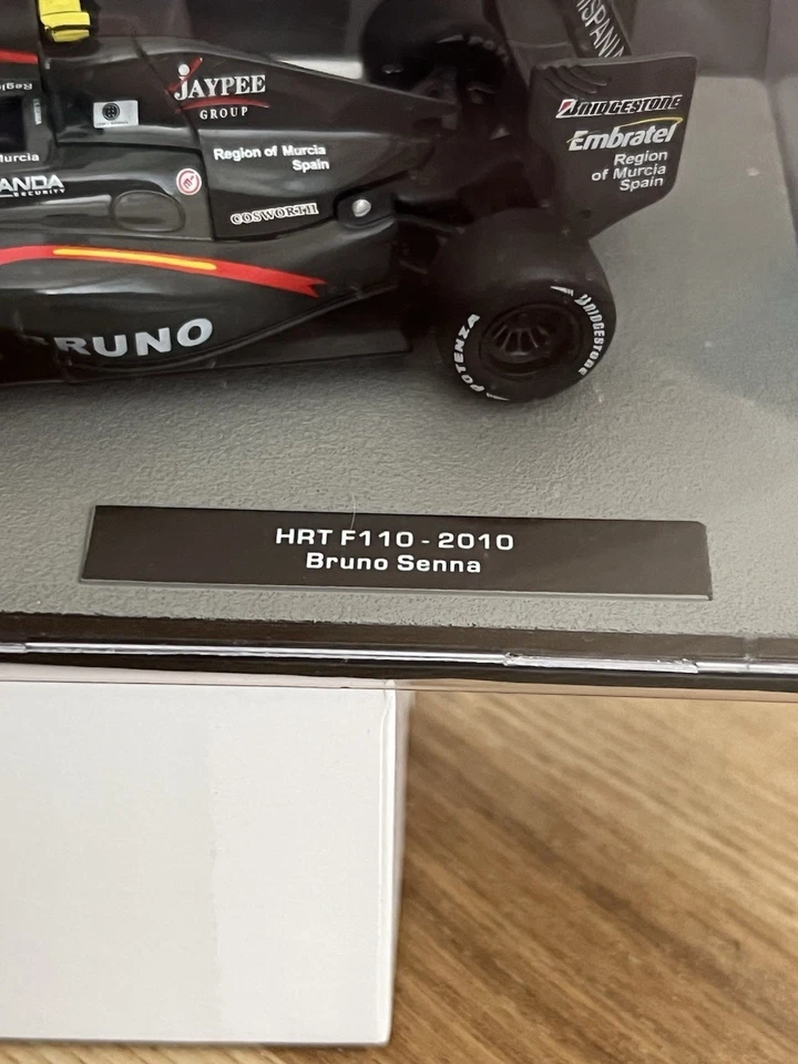 1/43 F1 Fórmula 1 COLECCIÓN DE COCHES - 2010 HRT F110 BRUNO SEN COCHE #99 Foto 2 de 2