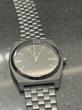 Nixon Quartz Watch/Analog/The Time Teller