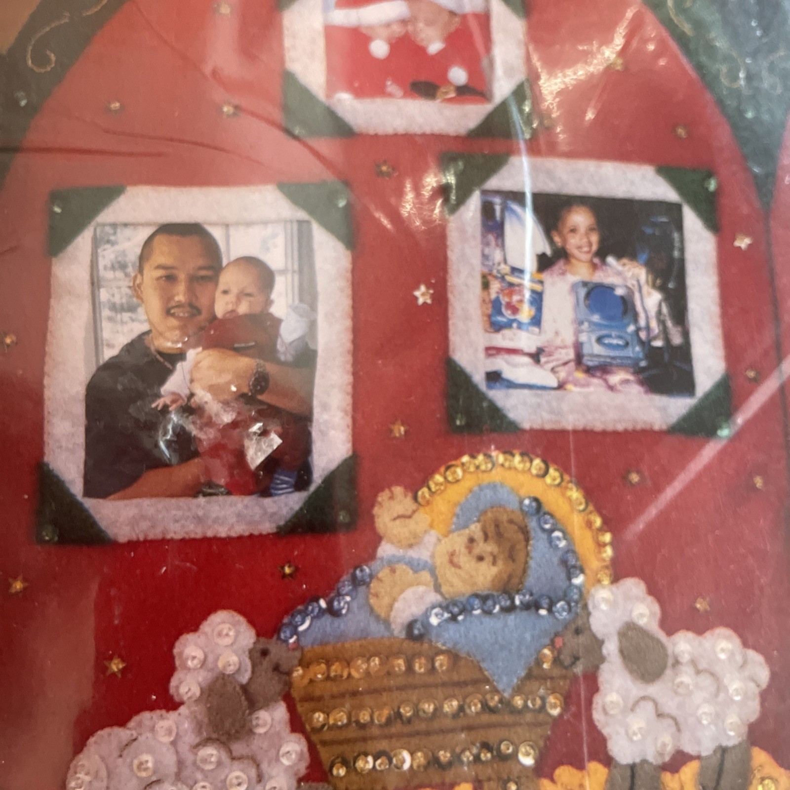 Bucilla Christmas Manger Felt Photo Album ©2003 Plaid Craft Kit # 85021