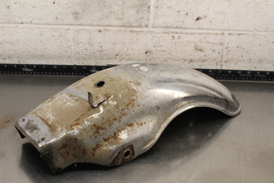 1979 年本田 Hawk I 400 CB400T 后轮挡泥板 MUD Guard C397 — 第 3/4 张图片