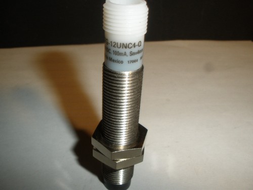 Eaton E57G-12UNC4-Q Proximity Sensor Switch 10-30VDC 4 Pin 100mA Sn=4mm - Picture 5 of 7