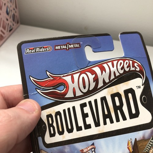 NOS ~ HOT WHEELS 2012 '84 Hurst OLDS BOULEVARD Real Riders Red Line Rare 5sP 🔥 - Picture 10 of 24