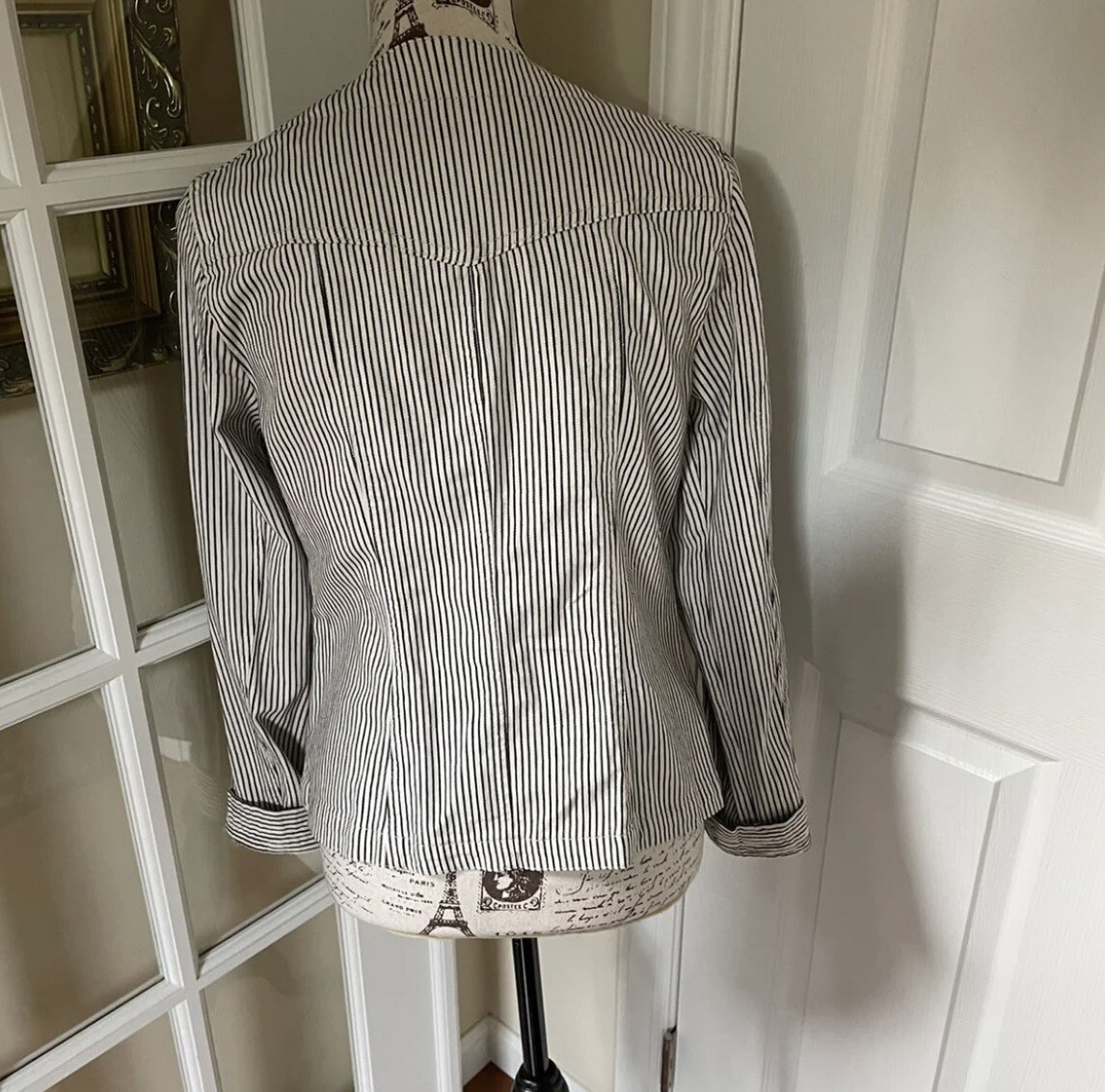 AMI White Striped Button Top - Small - image 3