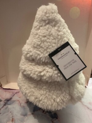 Luxurious BNWT Threshold Faux Fur Christmas Tree Pillow from Target