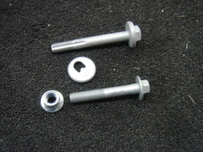 Rear Lower Arm Camber Adjustment Bolt Set For Ford Focus MK1 / MK2 – 1456980