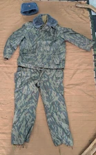 Soviet Russian Army Winter Uniform Camo VSR-93 size 58-5 Ushanka Gloves