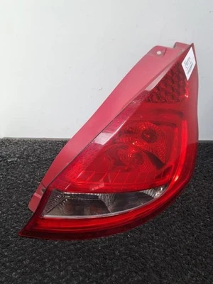 Feu arriere principal droit (feux) FORD FIESTA 6 PHASE 1 1709552 F6JD_DURATORQ - Photo 1/4