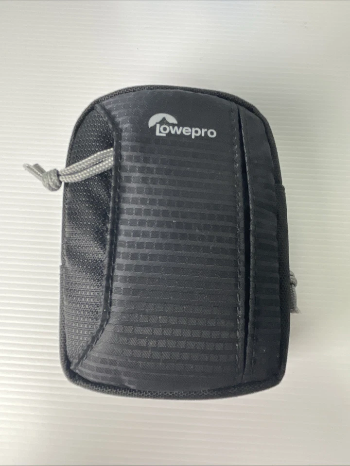 Olympus Tough TG-310 Digital Camera 14MP Waterproof Shockproof Immaculate! - image 3 of 4