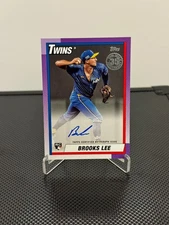 Brooks Lee Rookie Auto 2025 Topps Series 2 1990 Anniversary RC #90B2-BL Twins