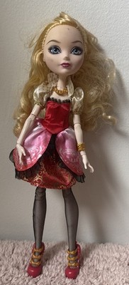 Ever After High First Chapter APPLE WHITE Doll Daughter Snow White 2012 Mattel