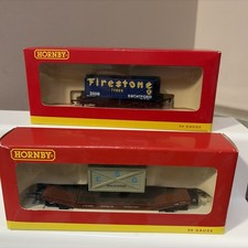 Hornby R6343A 00 7 Plank Wagon Firestone & R6130A BR Lowmac