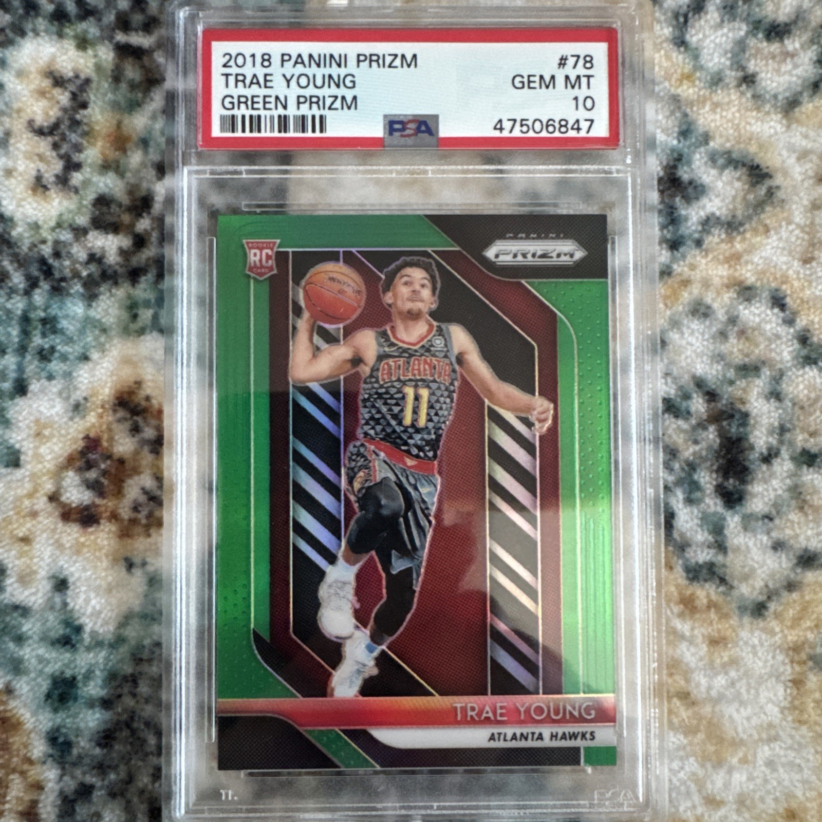 2018 panini prizm Trae young #78 green rookie Rc Atlanta hawks psa 10 gem mint