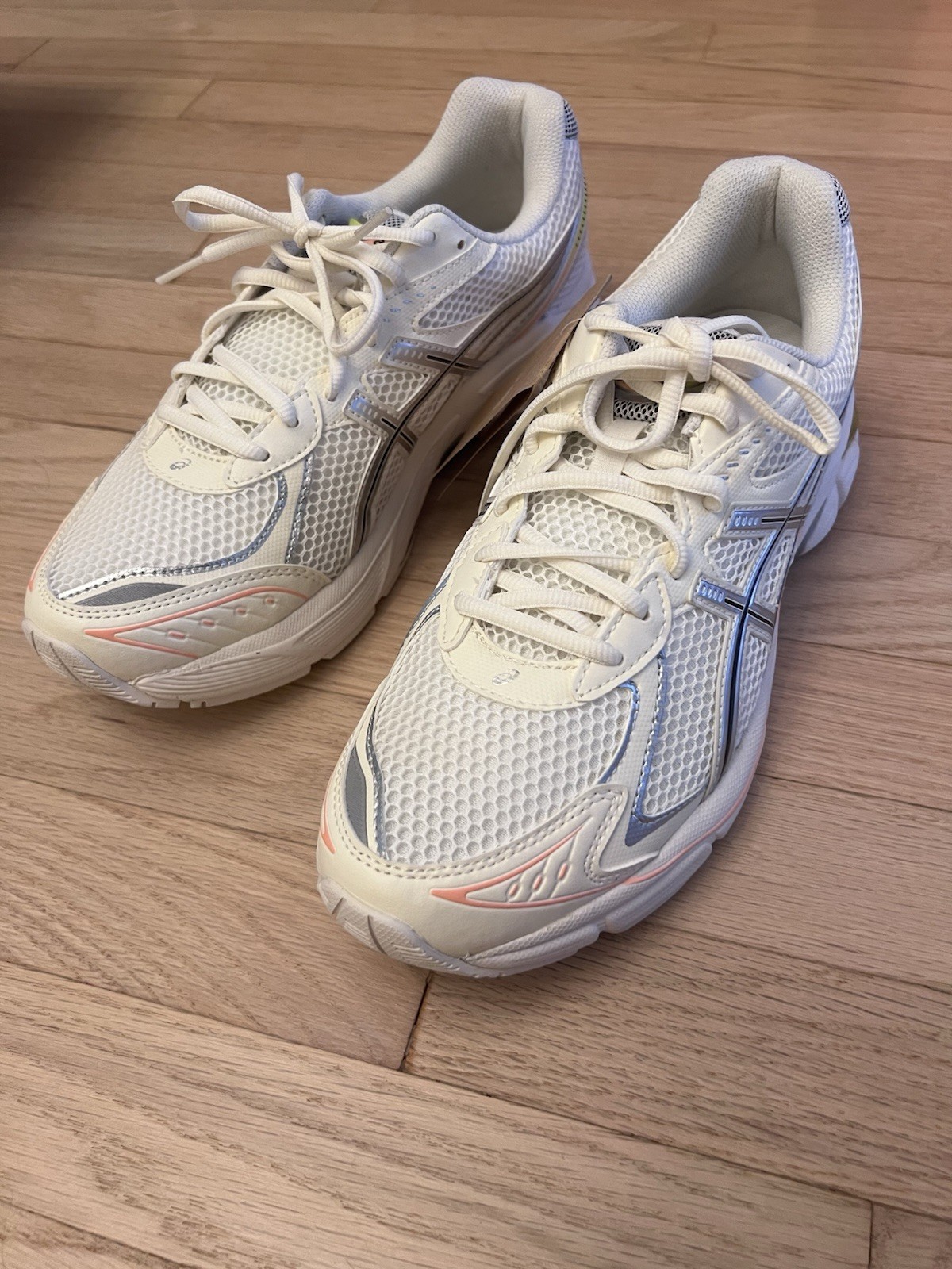 ASICS GT 2160 Paris Men's 9.5 Ivory/Pink Athletic Sneakers NWT