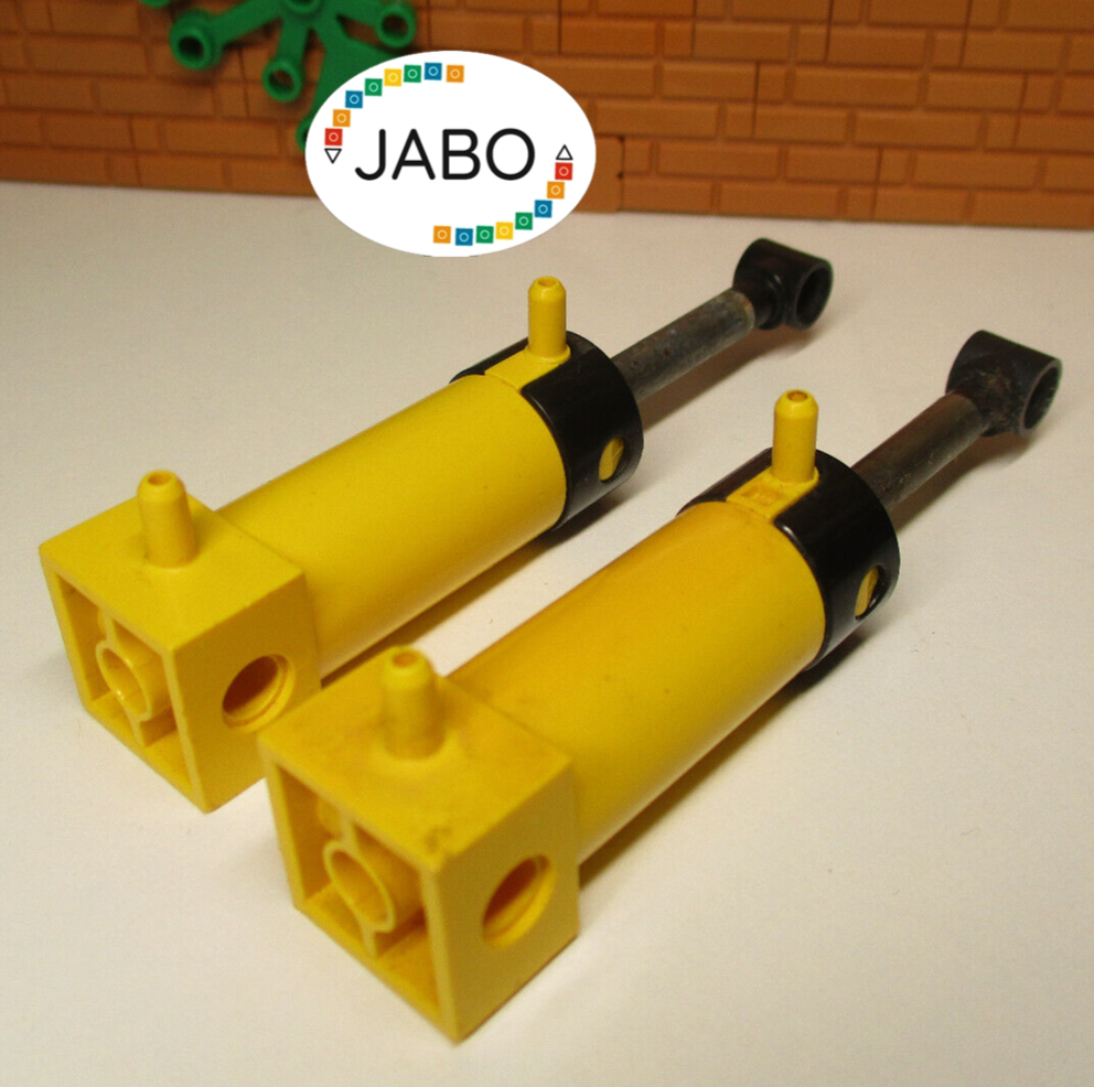 ドラゴンズブルー Rapid Blue Chevrolet Corvette C8 from California featuring