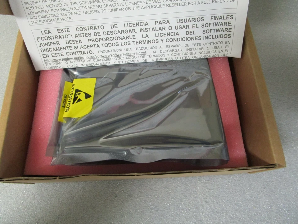 New Juniper Networks T1/E1 Mini-Physical Interface Module SRX-MP-1T1E1 - Image 2 of 4