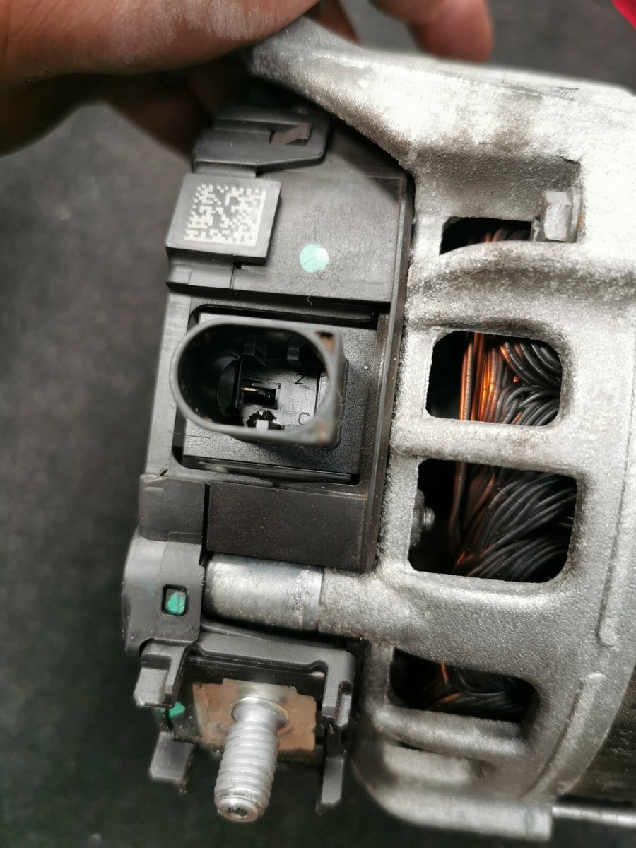 12318575059 Alternator BMW Series X3 (G01) Xdrive20d 0125814008 