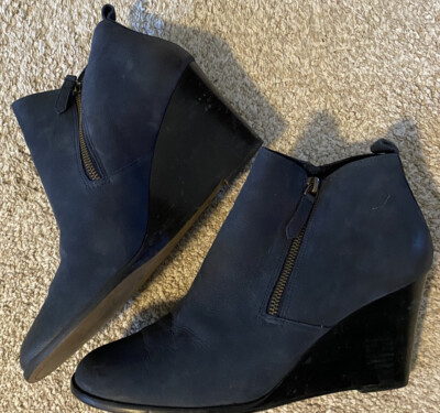 CASLON Wesley ankle boot Navy Leather wedge bootie side