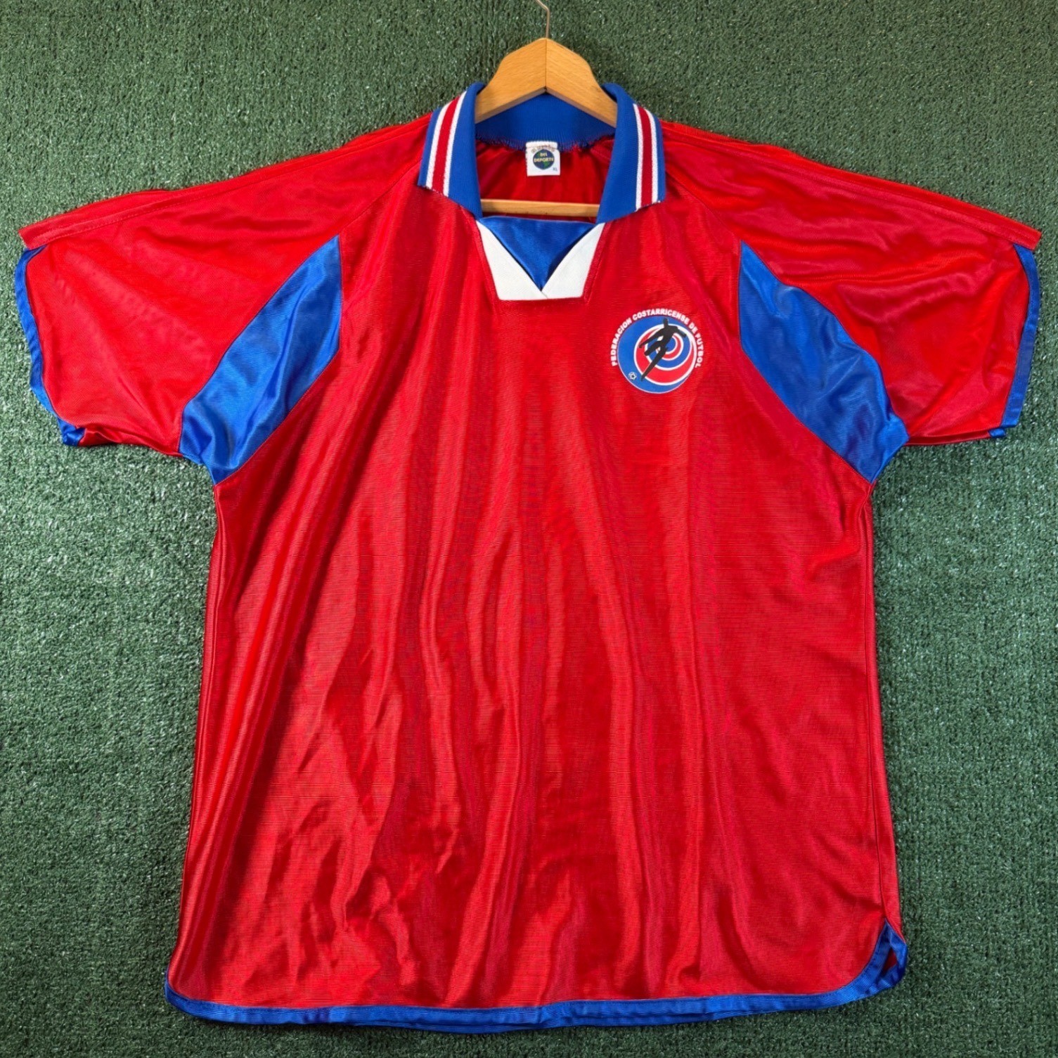 VTG El Mundo Del Deporte Costa Rica Soccer Jersey Mens XL Red Vintage Crest
