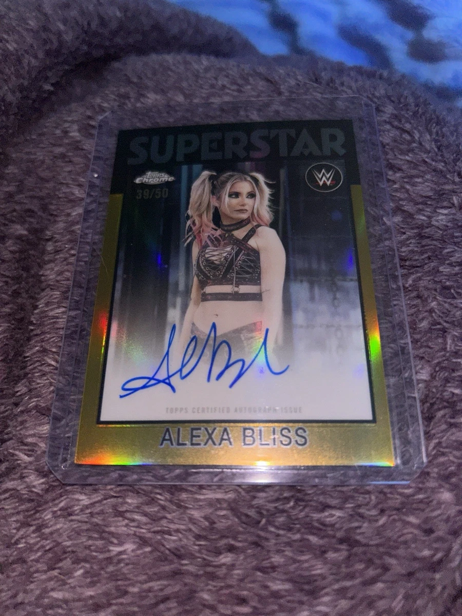 Topps Wrestling WWE Serial Numbered Sports Trading Cards
