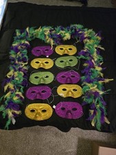 Mardi Gras Boa W/Masks