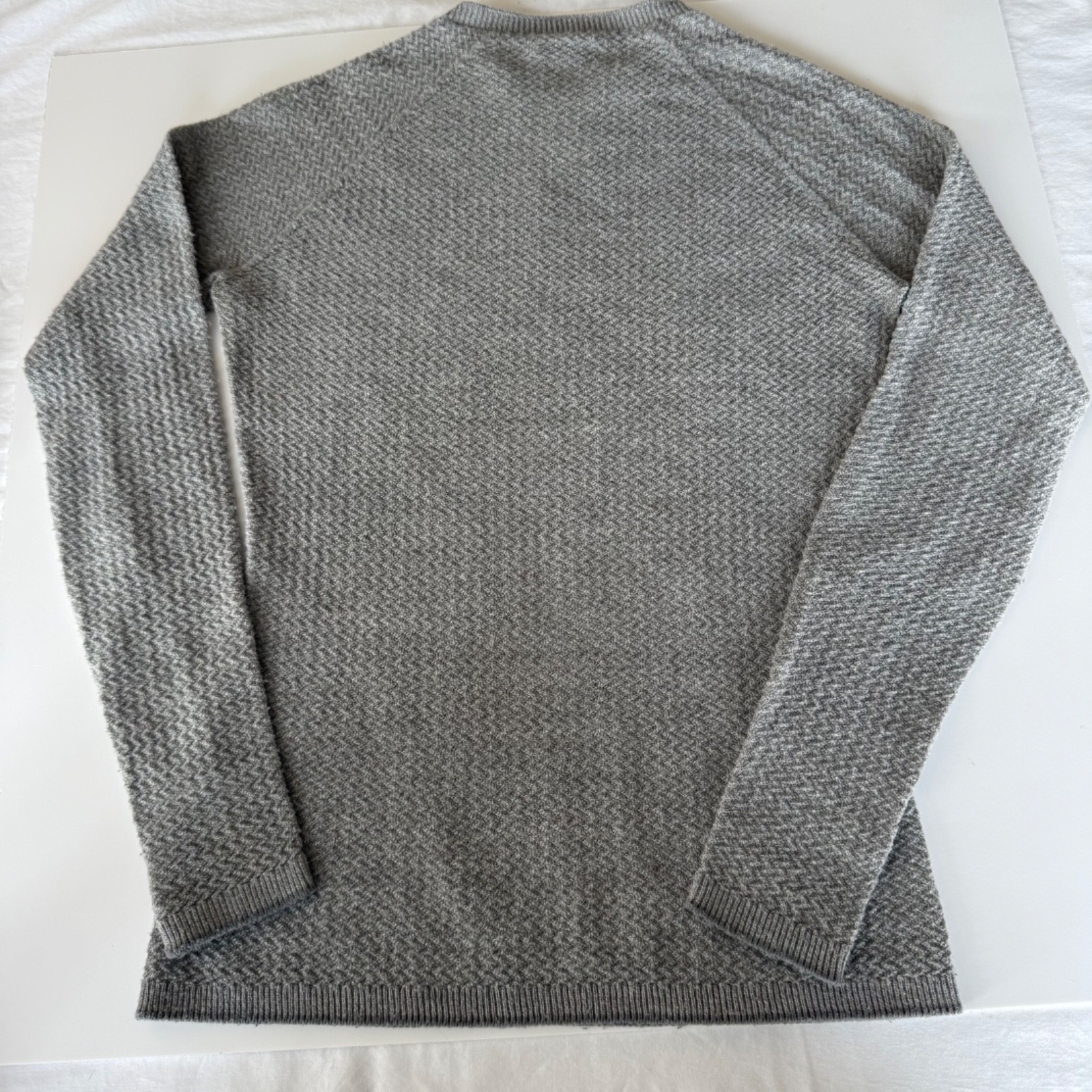 Patagonia Capilene Air Crew Men/Womens Sweater Merino Wool Base Layer Shirt thumbnail 5