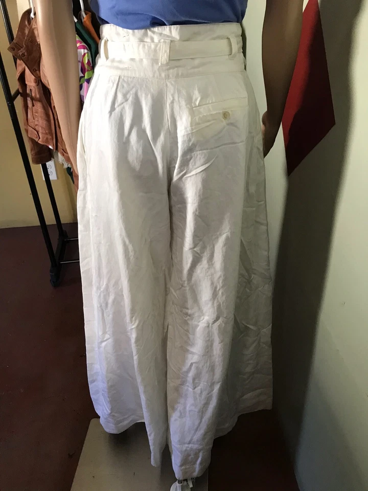 Pantalones anchos just cavalli blancos con cinturón Foto 3 de 4