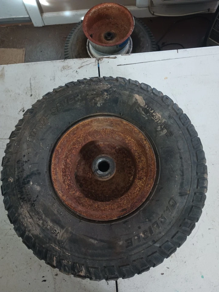 Llanta delantera Noma LT1443 42" 14HP con neumático #2 Foto 4 de 4