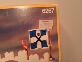 Lego Pirates Imperial Soldiers 6267 Lagoon Lock-Up Set: 100% Comp w/Inst/Box/Cat