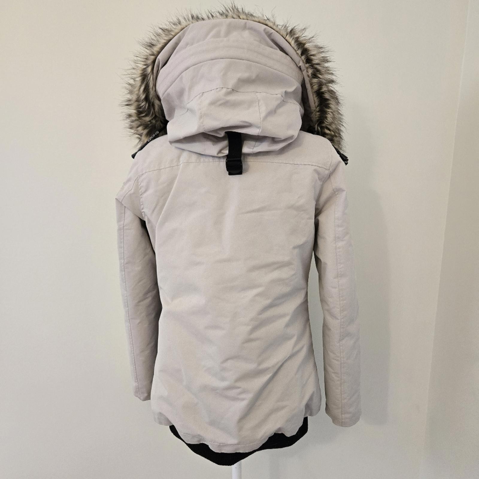 Noize Winter Jacket Size Medium - image 9