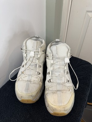 On Cloud Cloudtrax Undyed Water Repellent Hiking Shoe. Women Size W8.5