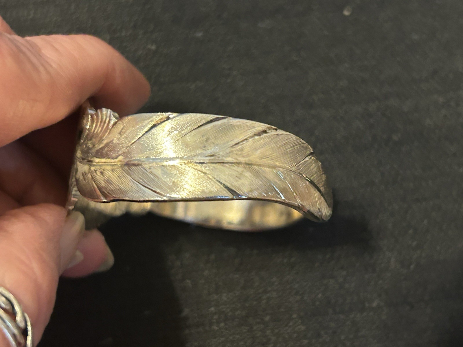 Beautiful Montana Silversmiths Women's Antiqued Flower Feather Cuff Bracelet