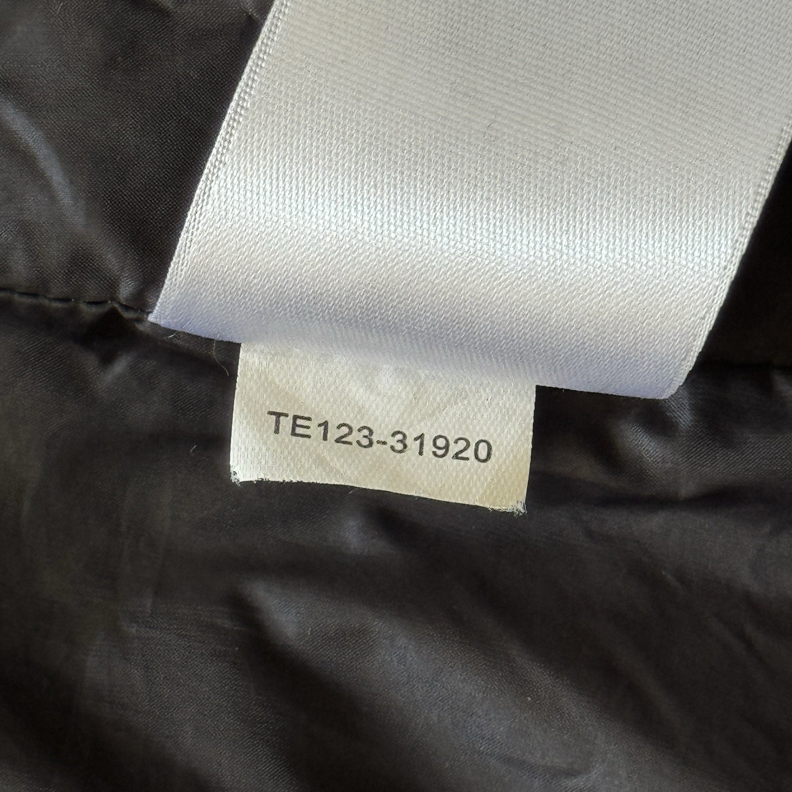 Pendleton Womens XS Red Black Plaid Wool Duffle T… - image 14