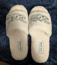 Steve Madden Fuzzy Slippers Off White Cream Women's Size 9 House Shoes Slide NWT