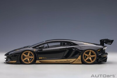 LIBERTY WALK LB-WORKS LAMBORGHINI AVENTADOR BLACK & GOLD 1:18 by