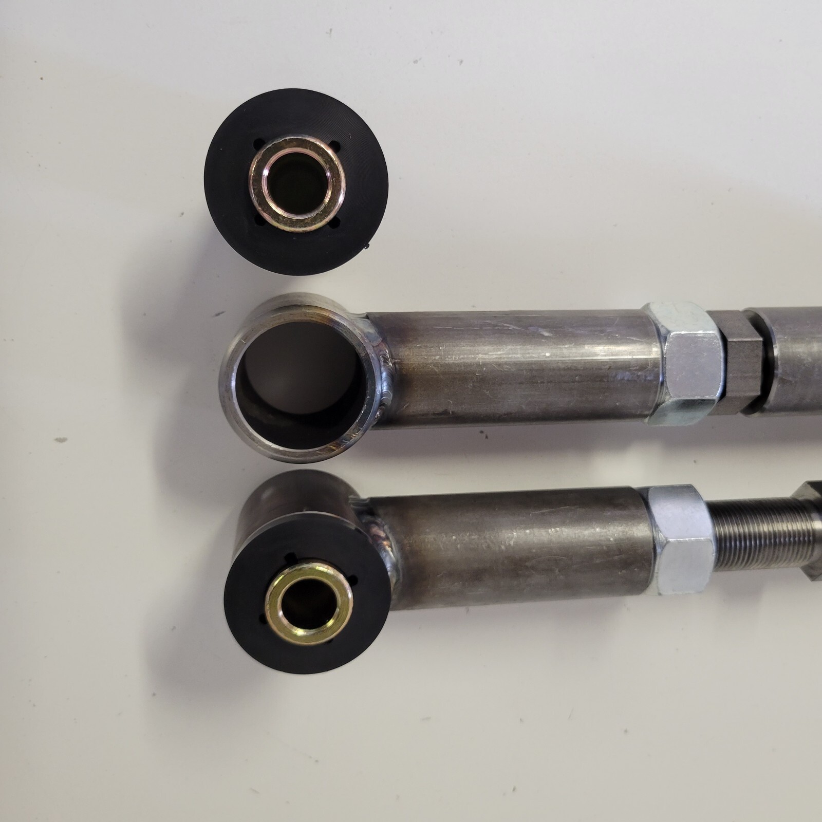 Lowrider Hydraulic Adjustable Upper Trailing Arms WBushings 19651970