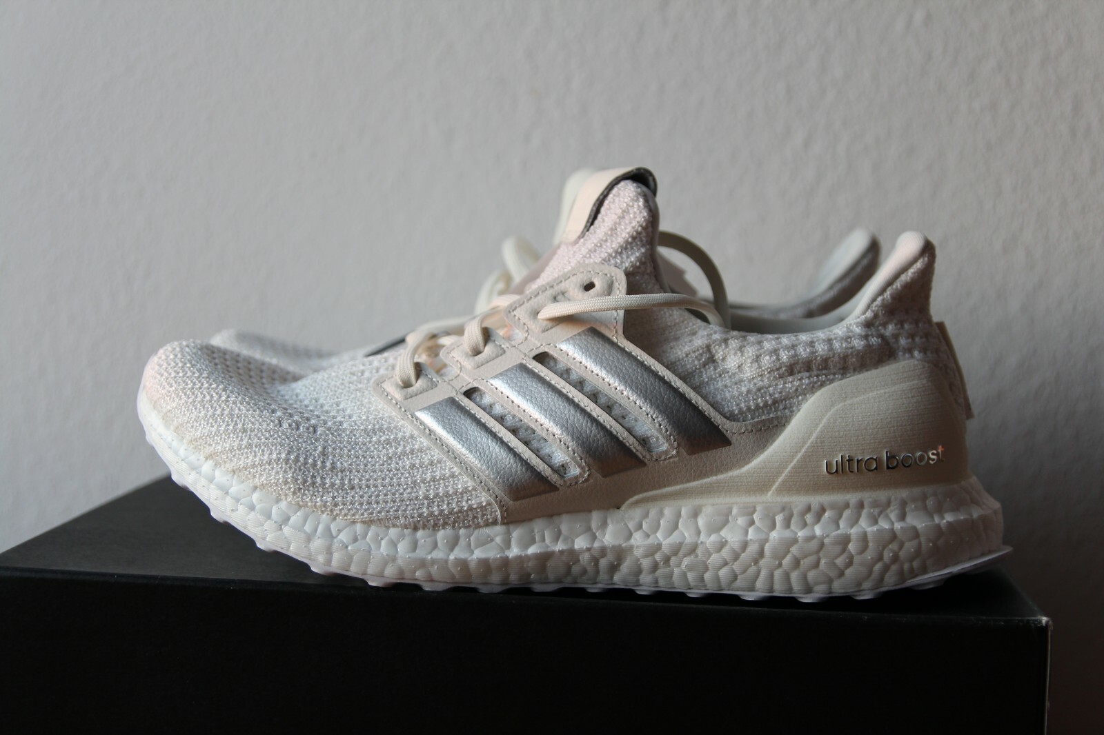 ultra boost weiß bunt