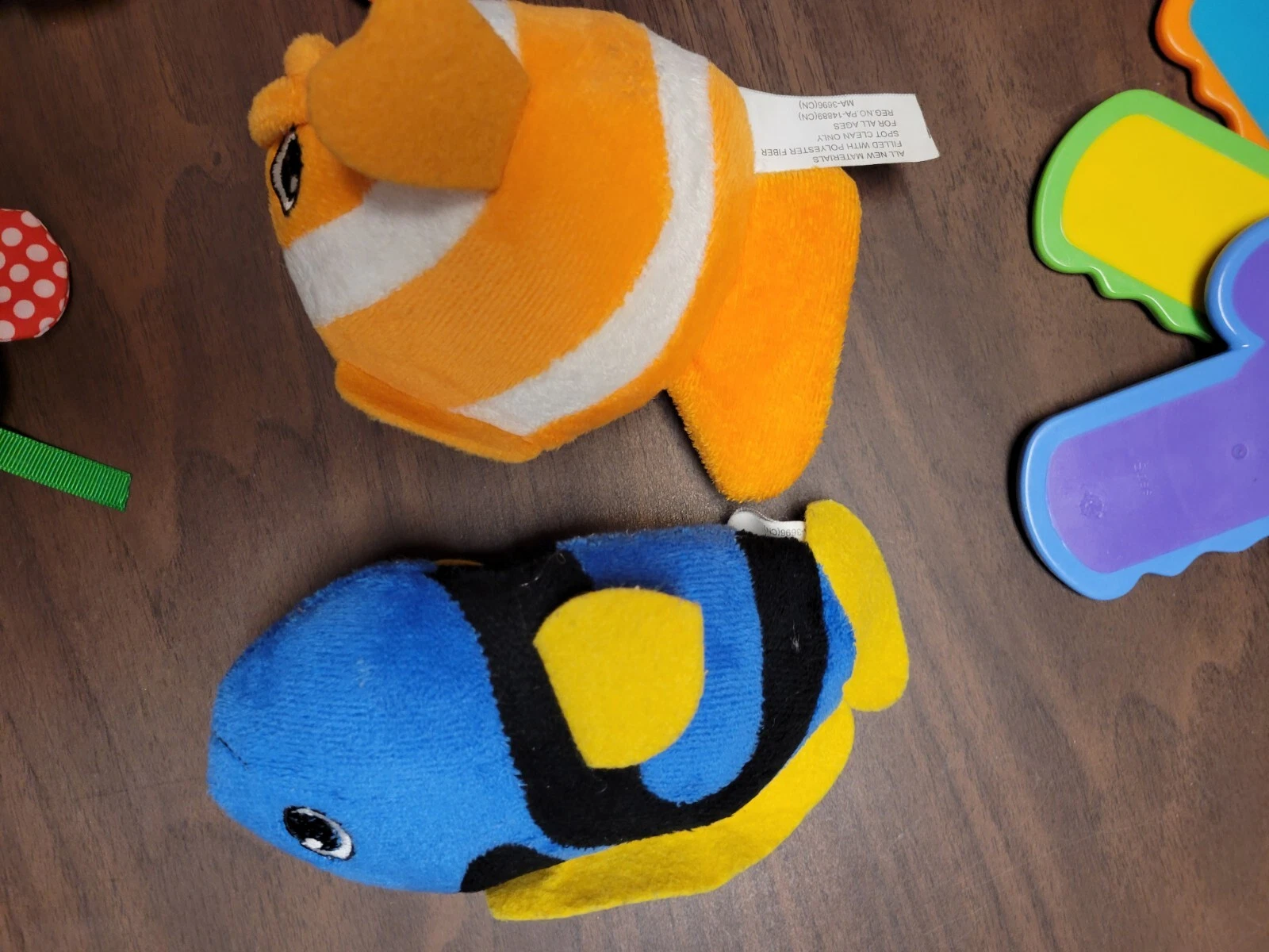 Lot Of Baby Rattles Teethers Dangling Plush Nemo Dori