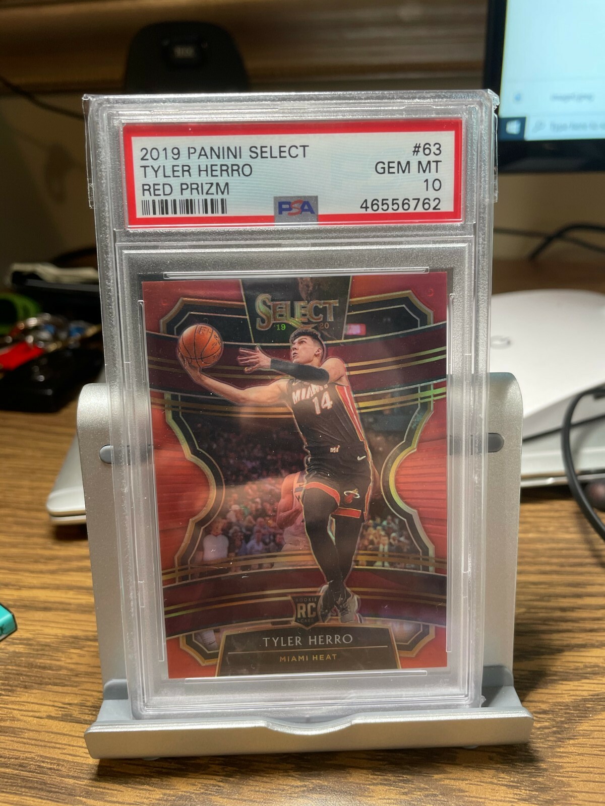 2019-20 Select CONCOURSE Tyler Herro RC Rookie Red Prizm #63 /199 PSA 10 C63