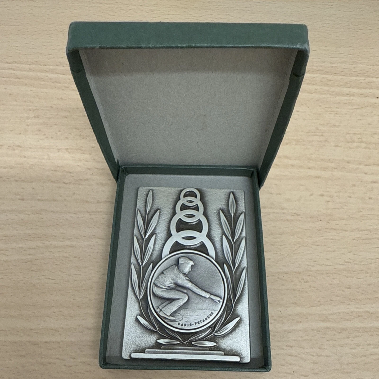 Médaille Plaque Paris Pétanque Concours De La Défense Septembre 1979