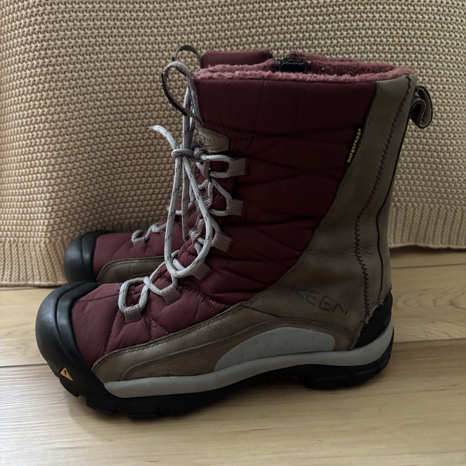 Stivali invernali Keen Vail donna taglia 9 marrone rosso impermeabili isolati clima freddo