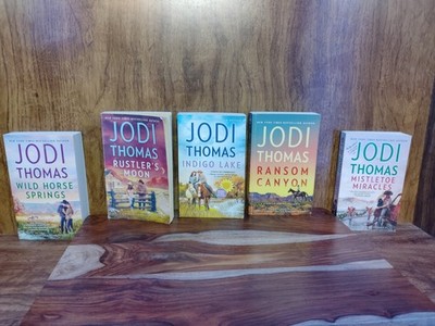 Lot of 5 Jodi Thomas Romance Novels   Paperback Collection (1 Signed)