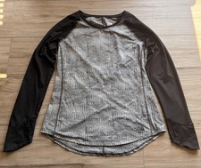 The North Face FlashDry Womens Large Long Sleeve Athletic Top Running Shirt