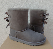 UGG GREY BAILEY BOW II SUEDE/ SHEEPSKIN BOOTS, YOUTH 4, FITS WOMEN US 6/ 37 NIB