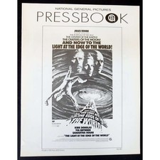 THE LIGHT AT THE EDGE OF THE WORLD US Pressbook  11x17 - 1971 - Jules Verne, Kir