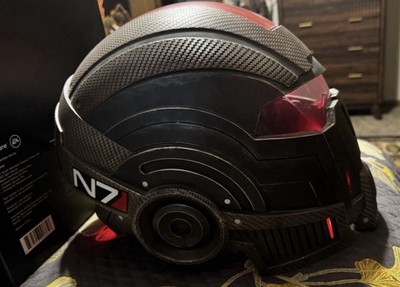 Mass Effect Legendary Cache Collector s Edition N7 Helmet - Working Lights USA